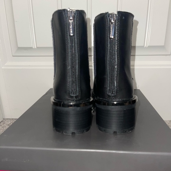 Vince Camuto Black bootie Preowned/Seminew - Picture 3 of 6